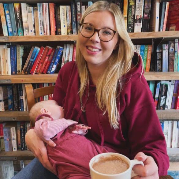 mum breastfeeding her baby in a milkymoon breastfeeding hoodie