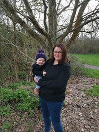 Black Breastfeeding Hoodie - Stylish Mum