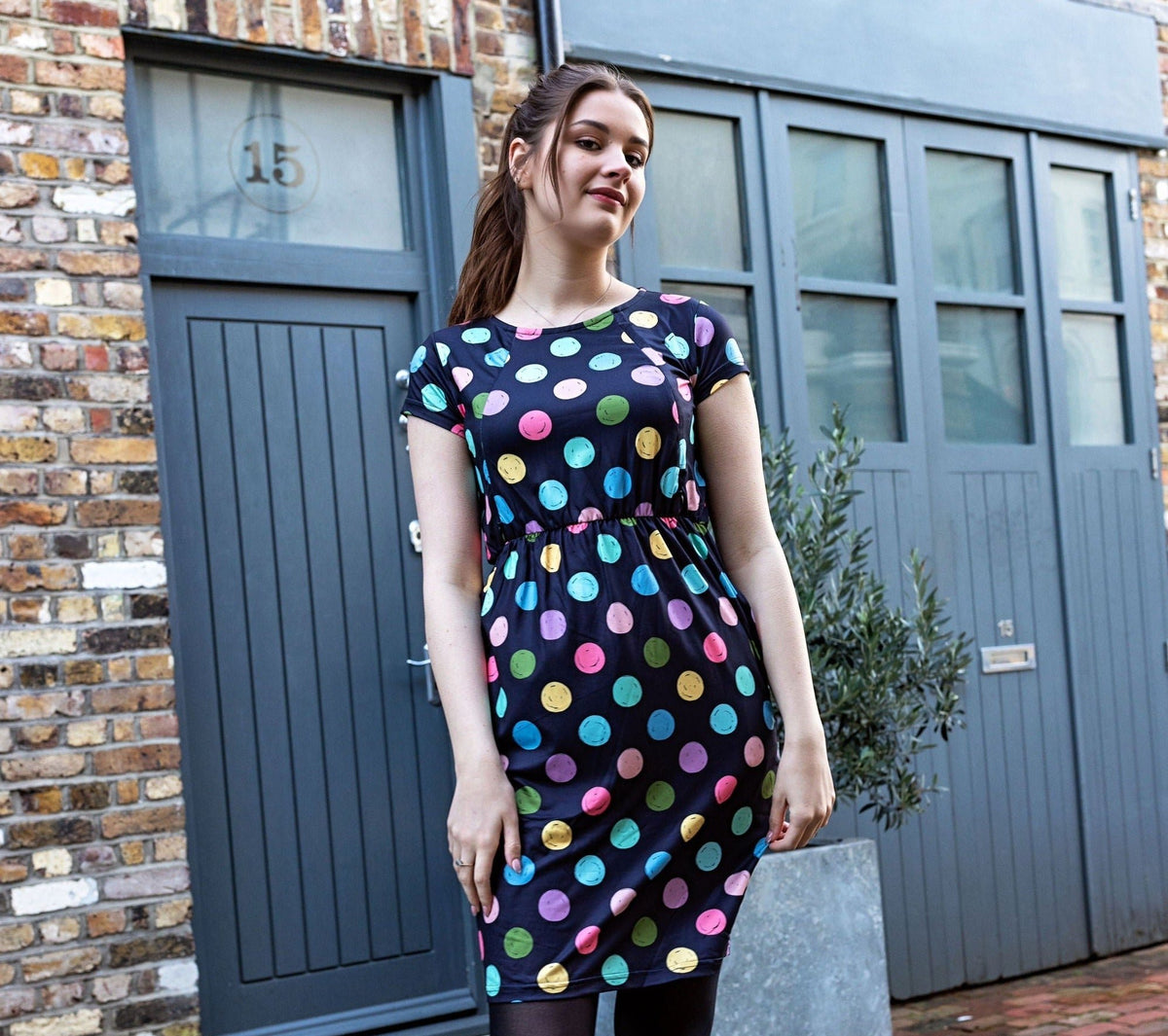 Shona Spot Breastfeeding Dress - Stylish Mum