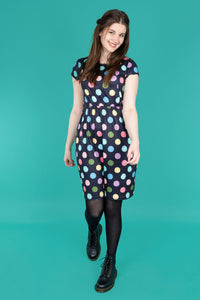 Mum wearing the Shona Spot Breastfeeding Dress - Stylish Mum