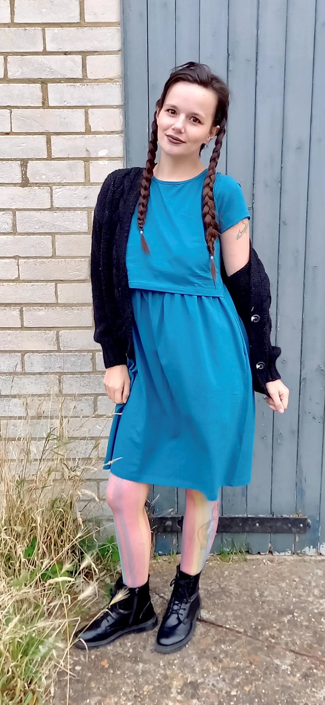 Tracy Teal Breastfeeding Skater Dress - Stylish Mum
